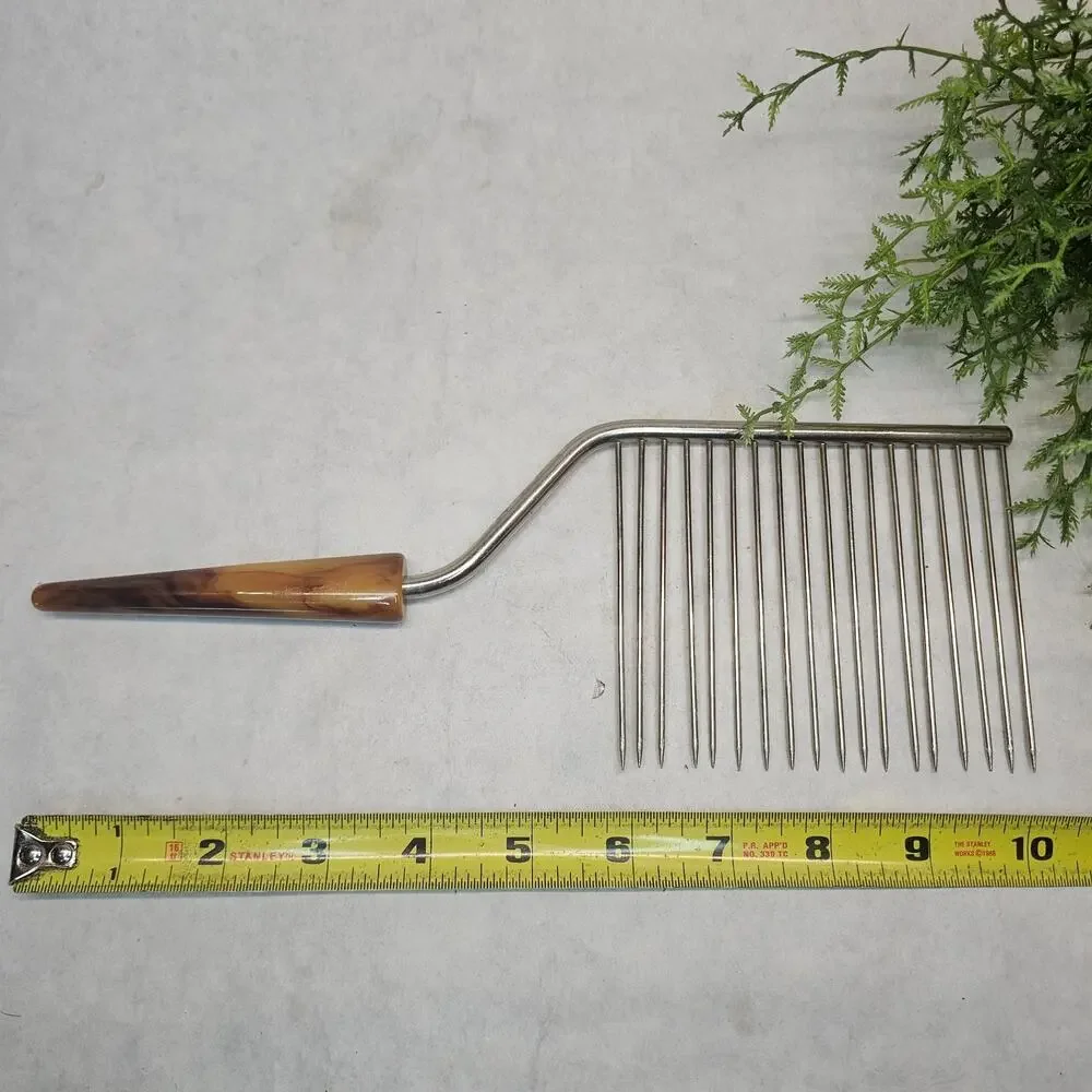 Vintage Tortoise Bakelite Handle Angel Food Cake Cutter Slicer Breaker Comb
